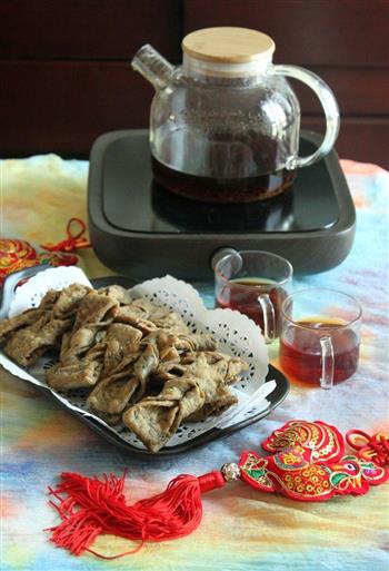 麻香海藻炸排叉—配滇红茶的待客茶点的做法步骤9