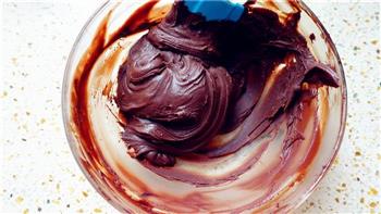 巧克力落叶蛋糕的做法步骤13