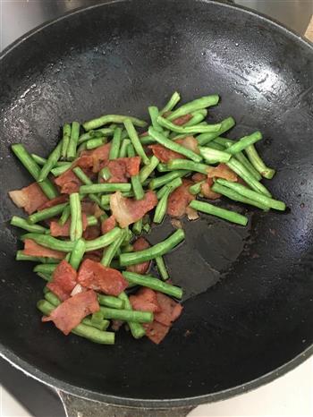 铁锅豆角焖面-快手懒人菜的做法步骤3