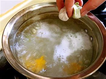 彩色芹菜牛肉mini饺-宝宝的年夜饭的做法图解11