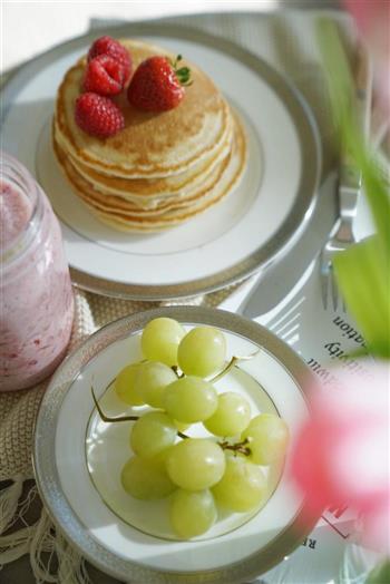 Pancake&草莓奶昔的做法步骤14