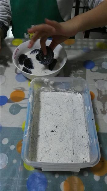 奥利奥冰盒蛋糕的做法步骤7