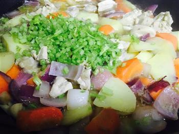 日式鸡肉咖喱饭-蔬菜汤的做法图解15