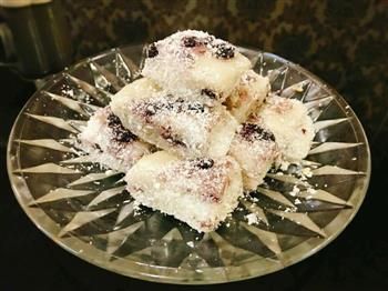 瑞雪兆丰年-蓝莓椰蓉糯米糕的做法图解3