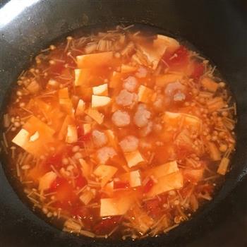 茄汁金针菇虾仁豆腐汤的做法步骤7