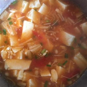 茄汁金针菇虾仁豆腐汤的做法步骤9