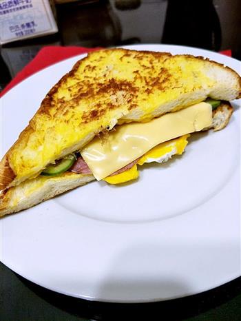 无油版-芝士鸡蛋火腿三明治的做法步骤5