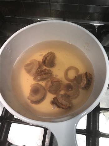 扇贝竹荪味增汤的做法步骤2