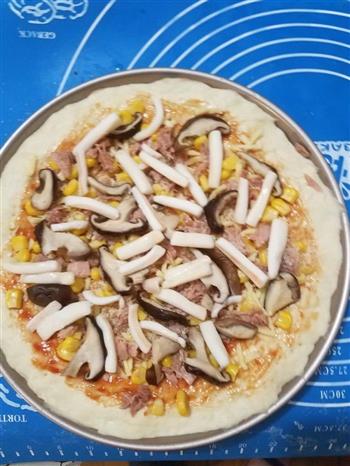 金枪鱼海鲜披萨的做法图解11