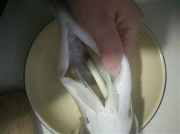 清蒸海鲈鱼的做法步骤2