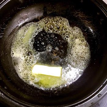 黑胡椒牛排—在家做出饭店的味道的做法步骤9