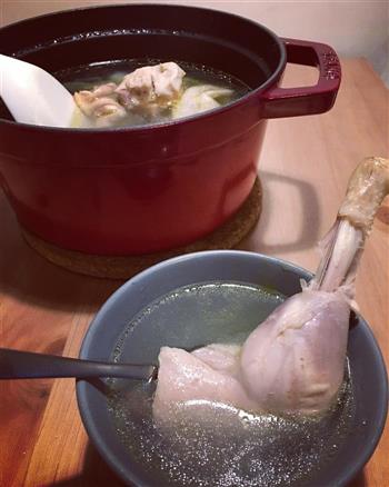 提高免疫力的汤水-葱头煲鸡汤的做法图解5