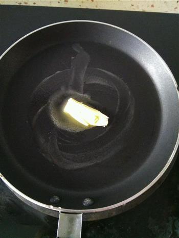 奶油培根意面的做法步骤2