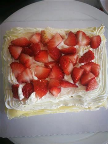 草莓千层蛋糕，4寸草莓千层蛋糕的做法步骤6