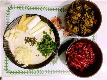 香辣酸菜鱼—在家做出饭店的味道的做法图解12