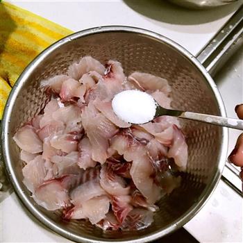 香辣酸菜鱼—在家做出饭店的味道的做法图解4