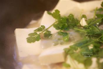 三文鱼头豆腐汤的做法步骤8