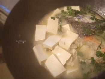 三文鱼头豆腐汤的做法图解9