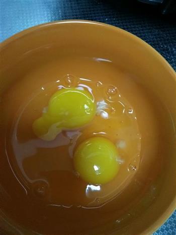 鸡蛋煎饺子的做法步骤3