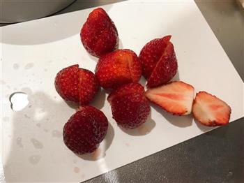 梦幻草莓芝士蛋糕的做法步骤4