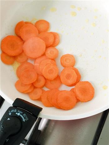 七个月辅食—胡萝卜土豆泥的做法图解7