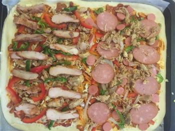 奥尔良鸡肉&火腿双拼披萨的做法步骤6