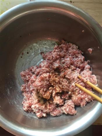 香菇猪肉大葱包子的做法步骤7