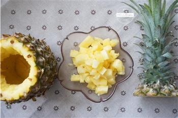 五彩菠萝饭的做法图解2