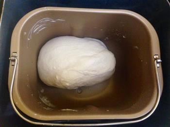 日式炼乳面包的做法步骤1