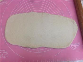 日式炼乳面包的做法步骤5