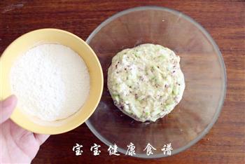 西葫芦豆腐饼  宝宝健康食谱的做法步骤5
