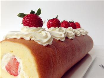 草莓蛋糕卷的做法图解11