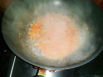 番茄烩金针菇的做法步骤1