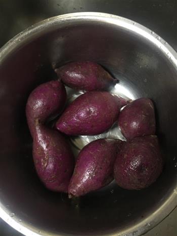 烤紫薯的做法步骤1