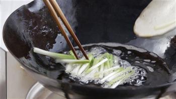霞浦鱼片汤，福建人的水煮鱼片的做法图解1
