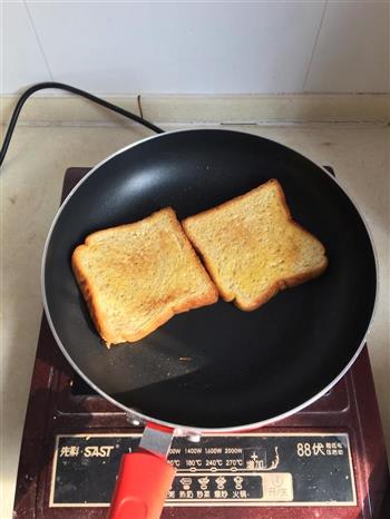 懒人快手早餐美味三明治的做法步骤1