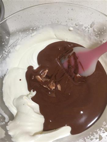 浓醇巧克力慕斯蛋糕的做法步骤8