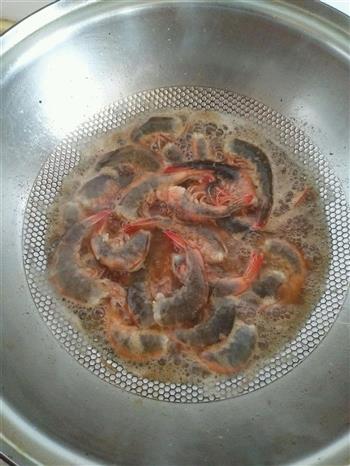 番茄虾的做法步骤2