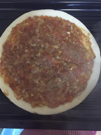 黑椒香肠披萨的做法图解5