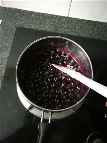 自制蓝莓果酱的做法步骤3