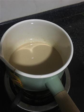 自制奶茶的做法图解2