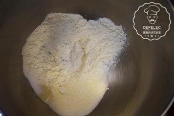 德普烤箱食谱—奶酥香蕉面包的做法图解4