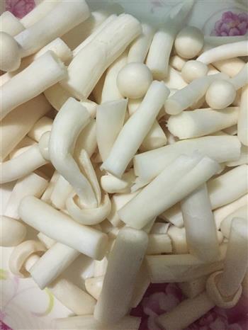 韭菜蘑菇炒肉丝的做法步骤5