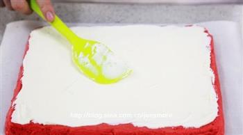 红丝绒蛋糕卷的做法步骤26