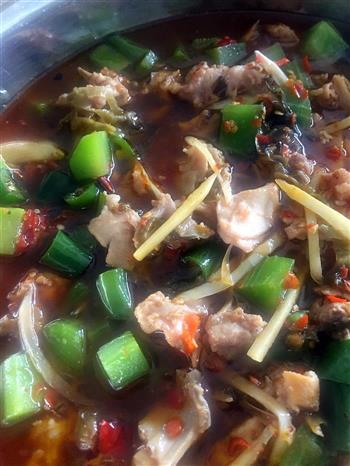 自贡鲜锅兔 川菜中的极品美味的做法步骤3