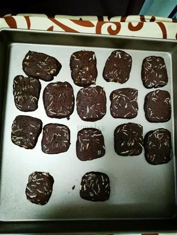 巧克力淡奶油杏仁曲奇的做法步骤9