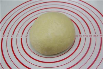 奶香椰蓉面包卷的做法步骤4