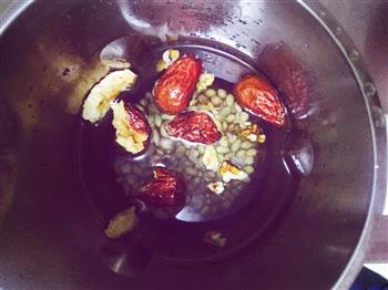 花生红枣豆浆的做法步骤3