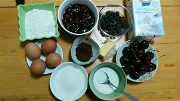 黑森林蛋糕的做法步骤1