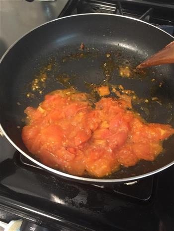 茄汁腊香蛋炒饭的做法步骤5